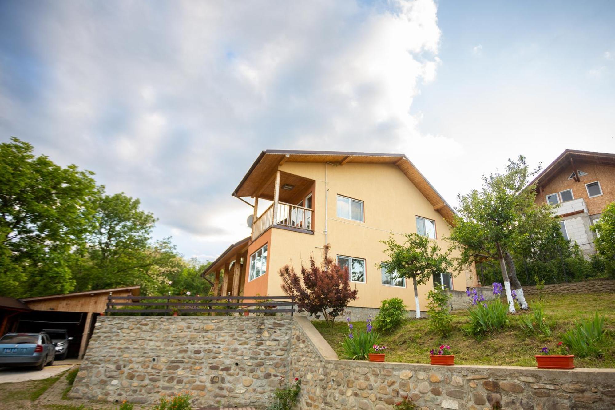 Casa Rumelia Paltineni Dış mekan fotoğraf