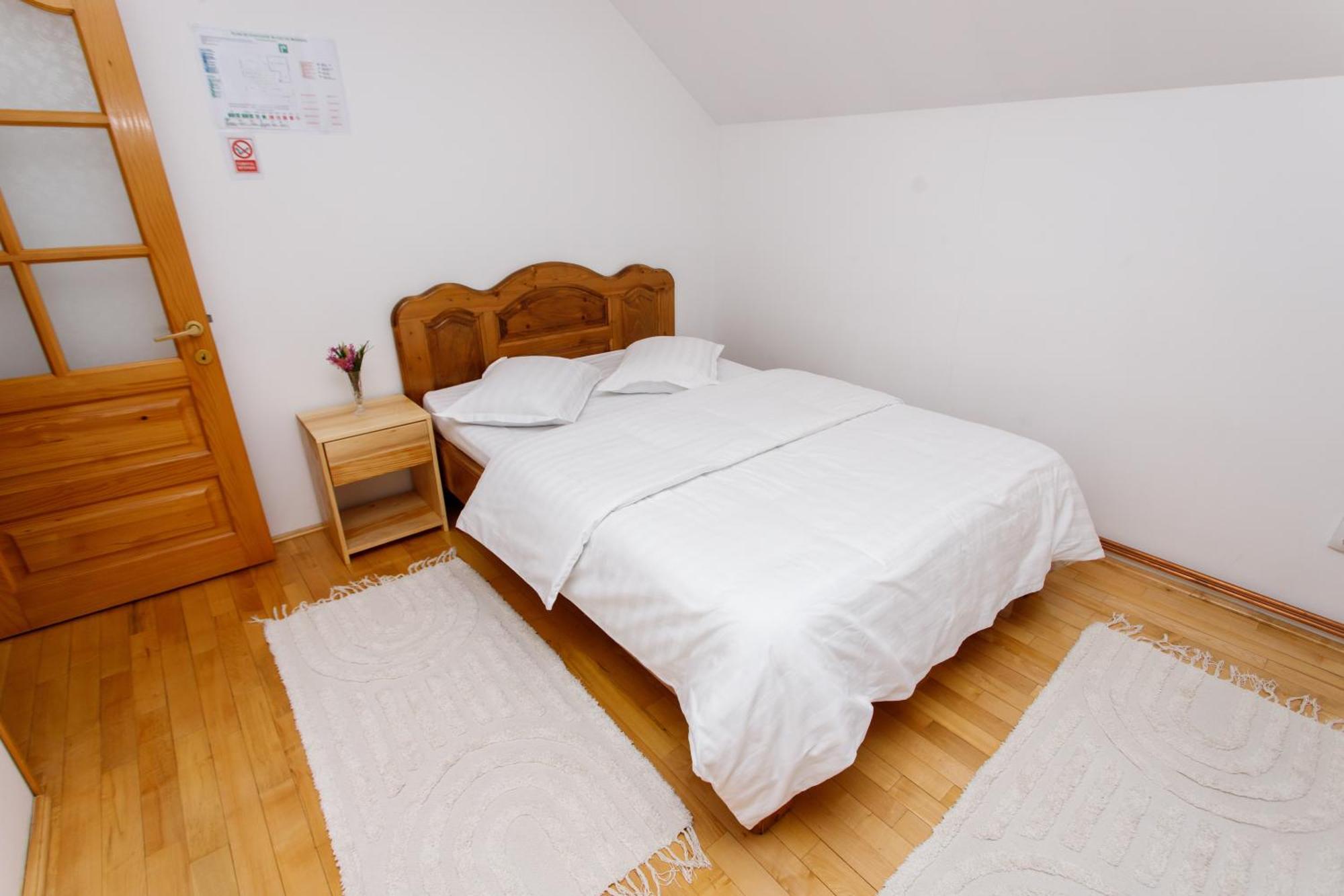 Casa Rumelia Paltineni Dış mekan fotoğraf