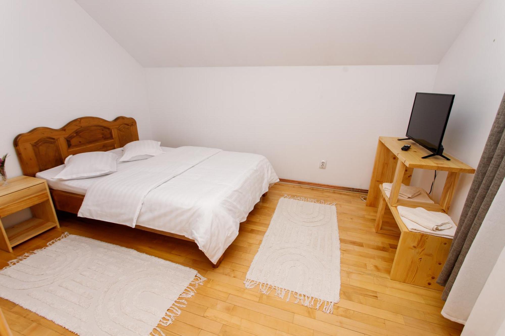 Casa Rumelia Paltineni Dış mekan fotoğraf
